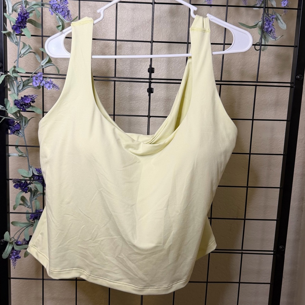 Fabletics Light Yellow Women's Tank Top